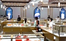 Shop bán hàng không rõ nguồn gốc ở Khánh Hòa với 29 thành viên người Trung Quốc