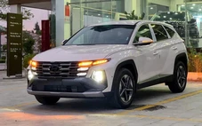 Tin tức giá xe: Hyundai Tucson giảm giá, bản tiêu chuẩn SUV C nay rẻ ngang SUV B