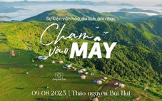 Đêm nhạc acoustic 'chạm vào mây' trên thảo nguyên Bùi Hui tuyệt đẹp