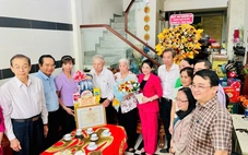 Người dân TP.HCM từ 70 tuổi trở lên sẽ được chúc thọ, mừng thọ 5 năm/lần
