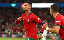 Ronaldo đề nghị không dùng điện thoại ở tuyển Bồ Đào Nha