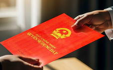 Bạn tôi mua đất bằng giấy tay, giờ tôi muốn mua lại, làm sổ đỏ được không?