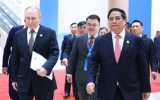 Thủ tướng Phạm Minh Chính hội kiến Tổng thống Nga Vladimir Putin