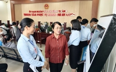 Đoàn đại biểu Quốc hội TP.HCM khảo sát tại xã Bình Chánh, Tân Nhựt