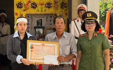 Truy tặng Huân chương Bảo vệ Tổ quốc cho trung tá công an Nguyễn Đông Cánh hy sinh ở Đắk Lắk