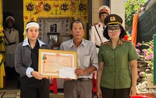 Truy tặng Huân chương Bảo vệ Tổ quốc cho trung tá công an Nguyễn Đông Cánh hy sinh ở Đắk Lắk