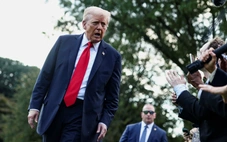 Người Mỹ bất an trước kế hoạch mở rộng quyền lực của ông Trump