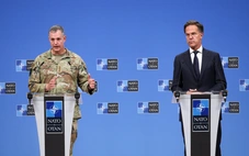 NATO tăng máy bay chiến đấu củng cố phòng thủ sườn phía Đông phòng ngừa Nga