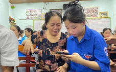 Thanh niên xung kích trên tuyến đầu chuyển đổi số