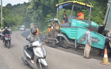Tăng tốc thảm nhựa mặt đường đèo Bảo Lộc
