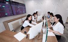 Chính phủ sẽ nghiên cứu áp dụng bán khống chứng khoán, giao dịch trong ngày