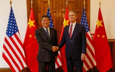 Đảng Dân chủ muốn ông Trump buộc Trung Quốc hạn chế sản xuất dư thừa
