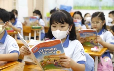 Chính phủ: Cung cấp bộ sách giáo khoa thống nhất toàn quốc từ năm học 2026-2027, miễn phí từ 2030