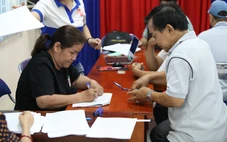 Nhận quà Quốc Khánh 100.000 đồng 2 lần, phải làm sao?
