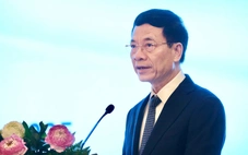Bộ trưởng Nguyễn Mạnh Hùng: Vấn đề của AI tạo ra có thể lớn hơn bom nguyên tử