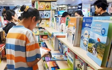 Làm một bộ sách giáo khoa thống nhất toàn quốc: Hiện đại, sáng tạo, kết nối công nghệ