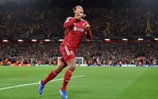 'Ông vua phút cuối' Liverpool lại thắng nhờ bàn thắng cuối trận