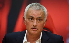 HLV Mourinho: Benfica là bến đỗ xứng tầm, Fenerbahce thì không