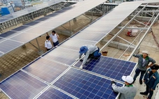 Người dân thông báo lắp đặt điện mặt trời mái nhà dễ hay khó mà EVN yêu cầu xử phạt?