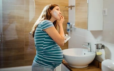 Cần tránh những quan niệm sai lầm về chăm sóc da khi mang thai