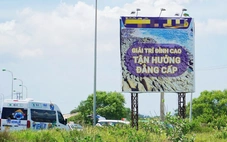 Xuất hiện bảng quảng cáo cá cược trên đại lộ nối Nha Trang - Cam Ranh