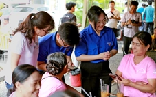Xã ngoại thành TP.HCM nhân rộng mô hình cà phê sáng hướng dẫn dân làm dịch vụ công trực tuyến