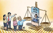Khởi kiện online: Tiện hay thêm khó?
