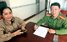 Tài khoản lạ chuyển 190 triệu, người phụ nữ Cà Mau báo công an