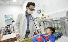 Cẩm nang cần thiết cho các mẹ 'bỉm sữa': 10 cách chăm con tại nhà khi trẻ bệnh