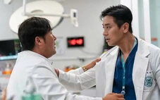 Trung tâm chăm sóc chấn thương trở lại, Joo Ji Hoon có còn là 'bác sĩ mỏ hỗn'?