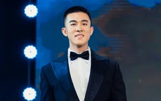 Đoàn Công Vinh giành hai giải thưởng phụ, vào top 20 chung kết Nam vương Quốc tế