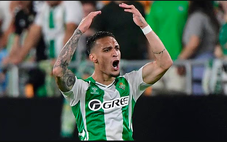 Antony tỏa sáng, Betis cầm chân Nottingham ở Europa League