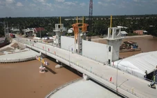 Cống Cái Hàng phục vụ 5.000ha cây ăn trái, hoa kiểng của người dân Vĩnh Long