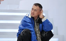 Hustlang Robber hóa 'máy nói' ở Anh trai say hi