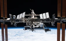 NASA chi hàng trăm triệu USD cho thế hệ trạm vũ trụ thương mại thay ISS