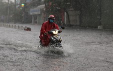 Hai ngày nữa, TP.HCM, Nam Bộ có mưa rất to do ảnh hưởng bão Bualoi