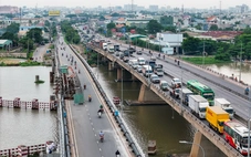 Cầu Bình Triệu 1 sắp xong tĩnh không, 4 ngày nữa ‘thần đèn’ chuyển đồ nghề sang cầu Bình Phước 1