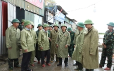 Phó Thủ tướng Trần Hồng Hà kiểm tra ứng phó bão Bualoi ở Nghệ An