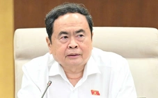 Chủ tịch Quốc hội: Đánh giá viên chức để không còn 'tuyển vào là bố trí, ở trong bộ máy suốt đời'