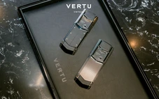Vertu Signature V và bài toán giữ chất riêng trong thời đại cá nhân hóa