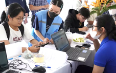 Ký túc xá Đại học Quốc gia TP.HCM đón tân sinh viên xuyên lễ 2-9, phụ huynh bất ngờ xúc động