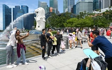 Nhập cư và 'xã hội siêu già' ở Singapore