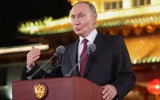 Bị nói âm mưu chống Mỹ, ông Putin khen ông Trump hài hước