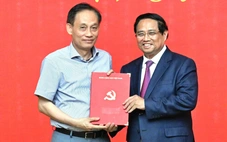 Thủ tướng Phạm Minh Chính trao quyết định cho các nhân sự