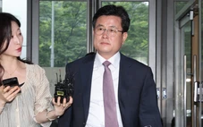 Trợ lý cựu tổng thống Hàn Quốc bị truy tố vì lén đem điện thoại vào nơi ông Yoon Suk Yeol bị giam