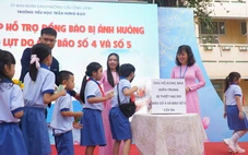 Sau lễ khai giảng 'không hoa', nhiều trường ở TP.HCM góp quỹ hỗ trợ đồng bào vùng lũ