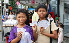 Lễ khai giảng buổi tối của lớp học đặc biệt