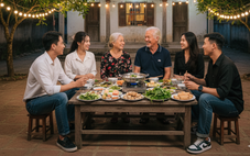 Nhớ má tiếng gọi cơm chiều, Tý ơi