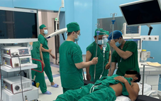 Lần đầu tiên phẫu thuật nội soi tại đặc khu Côn Đảo