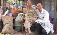Sống trong tình thương biển trời của mẹ